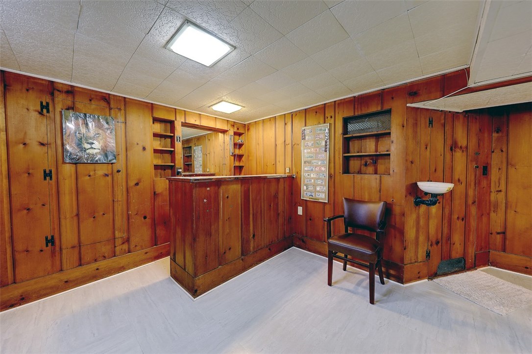 22 Spenstone Road Cranston, RI 02910 - Photo 17 of 23