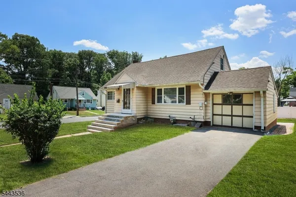 $3,800 | 538 Dietz Street, Roselle, NJ 07203