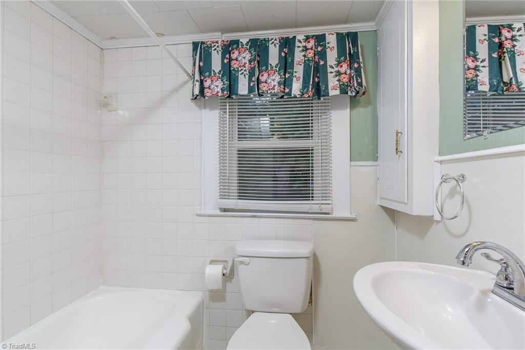 2275 Swepsonville Road Graham, NC 27253 - Photo 16 of 25 Gallery Image 16