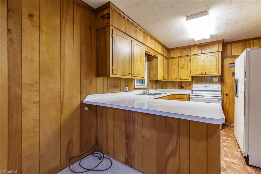 2275 Swepsonville Road Graham, NC 27253 - Photo 8 of 25 Gallery Image 8
