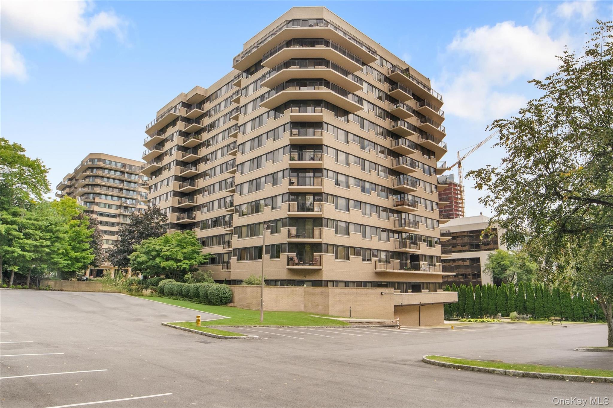 25 Rockledge Avenue, Unit 606 White Plains, NY 10601 - Photo 38 of 43 a front view of a building