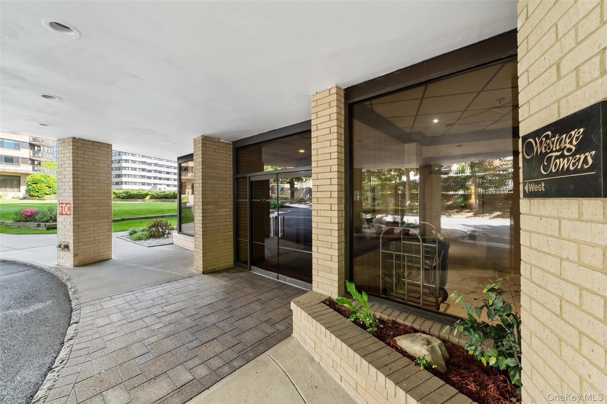 25 Rockledge Avenue, Unit 606 White Plains, NY 10601 - Photo 3 of 43 a view of a entryway door front of house