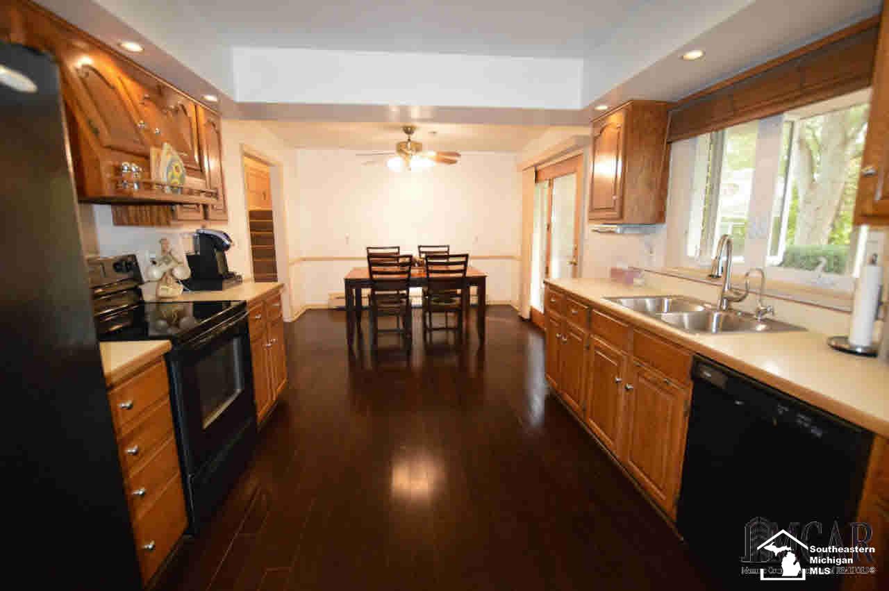 4479 St Anthony Road Temperance, MI 48182 - Photo 9 of 27