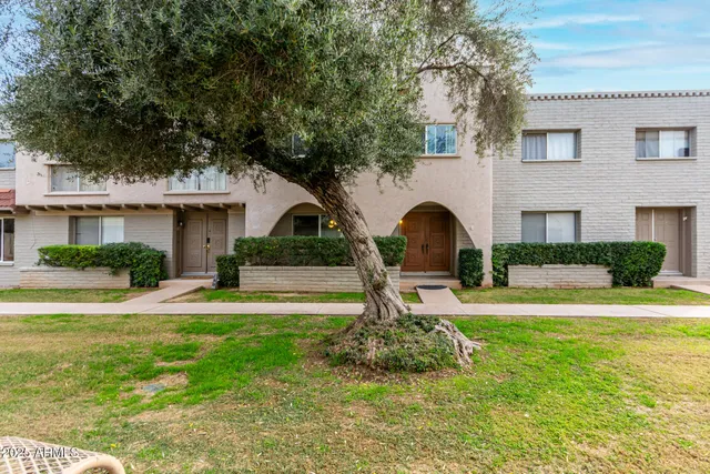 $280,000 | 225 North Standage Road, Unit 103, Mesa, AZ 85201