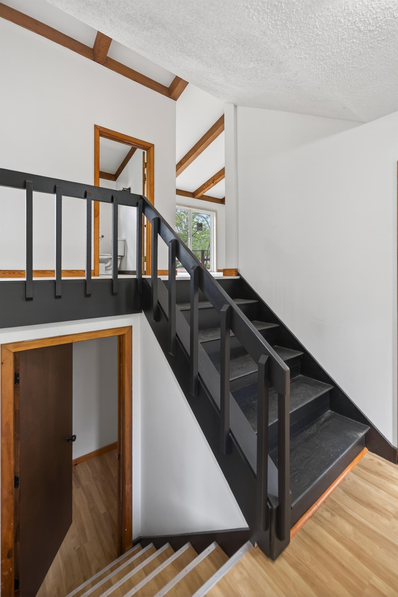 801 Newton Road Vernon, VT 05354 - Photo 7 of 12