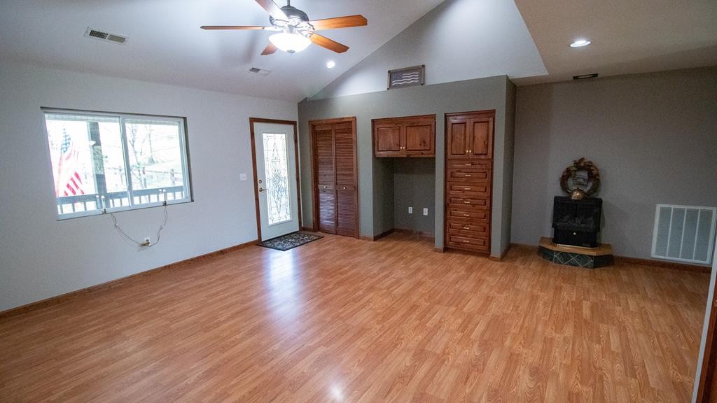 2061 Ranch Road Dandridge, TN 37725 - Photo 20 of 37 Gallery Image 20