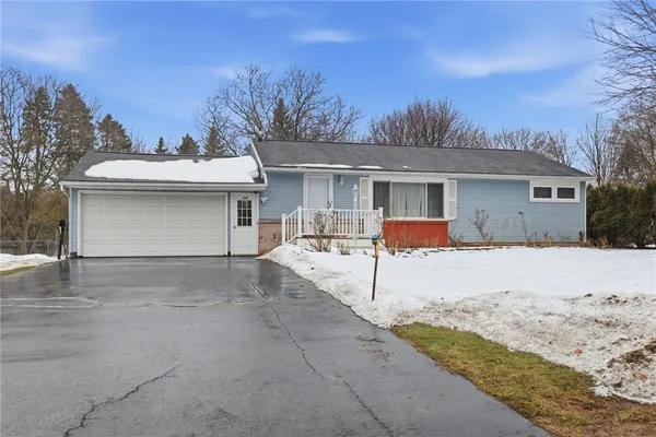 $2,900 | 266 Willowcrest Drive, Brighton, NY 14618