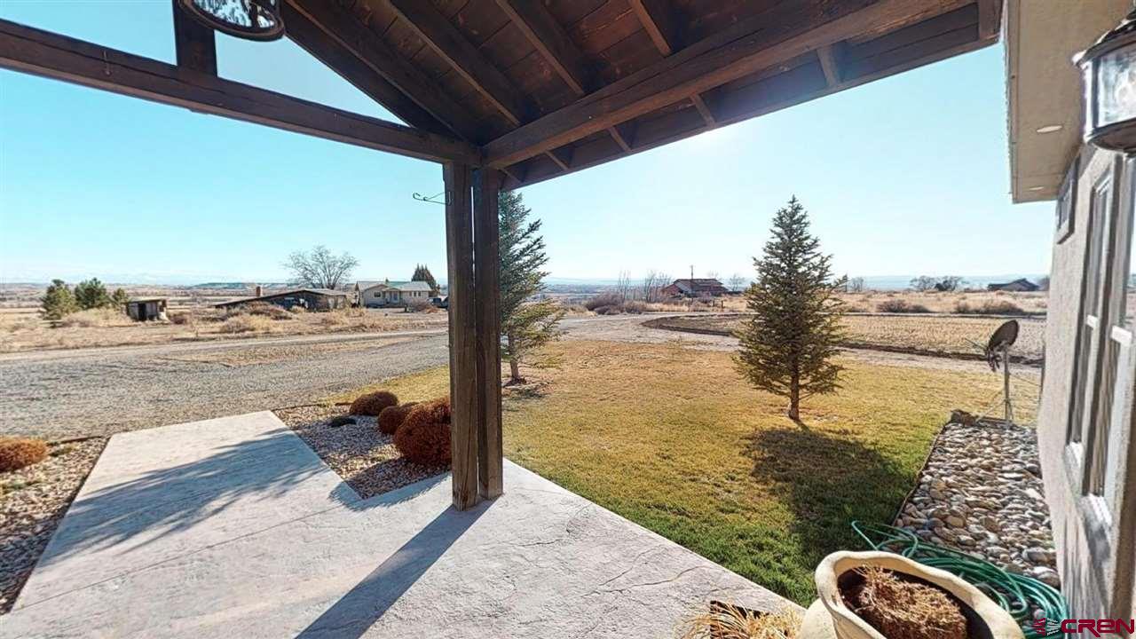8370 2000th Road Austin, CO 81410 - Photo 35 of 35 a view of ocean from a balcony