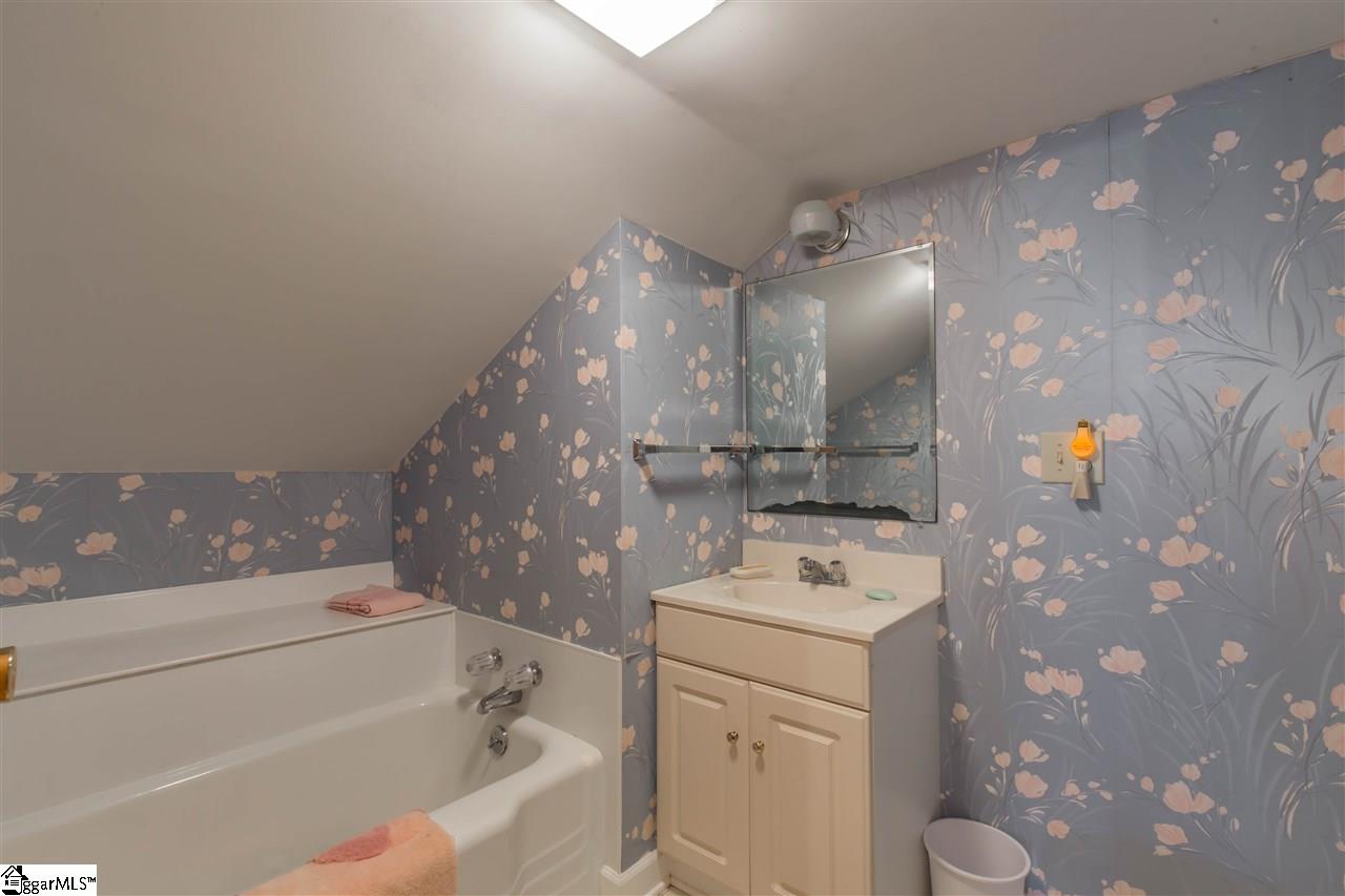 430 A Enoree Road Travelers Rest, SC 29690 - Photo 16 of 36 Gallery Image 16
