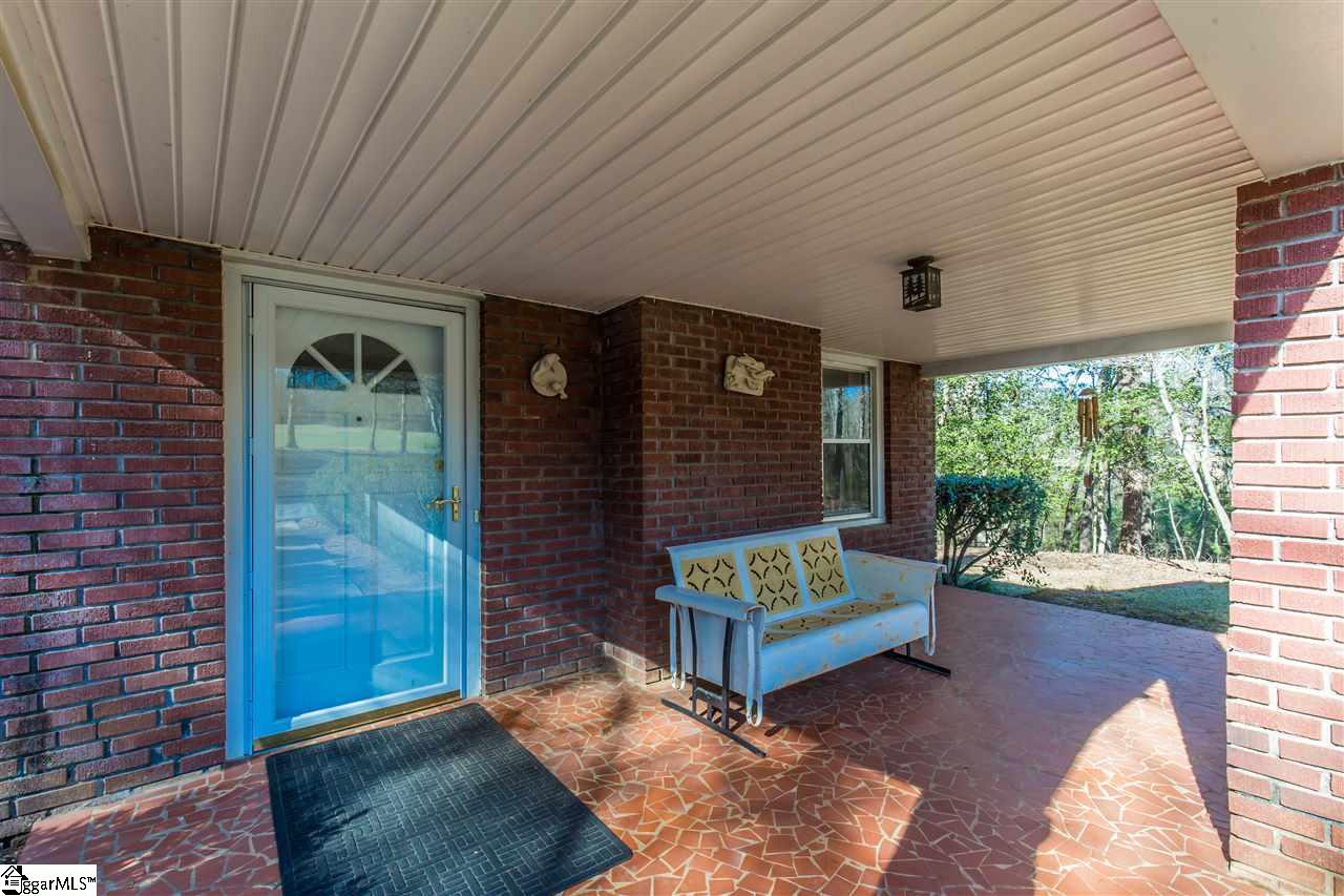 430 A Enoree Road Travelers Rest, SC 29690 - Photo 4 of 36 Gallery Image 4