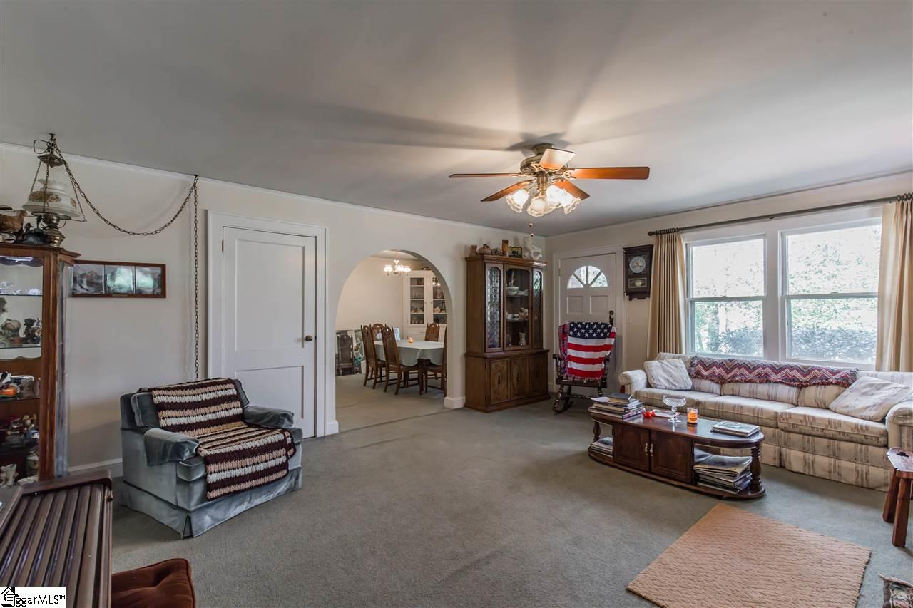 430 A Enoree Road Travelers Rest, SC 29690 - Photo 10 of 36 Gallery Image 10