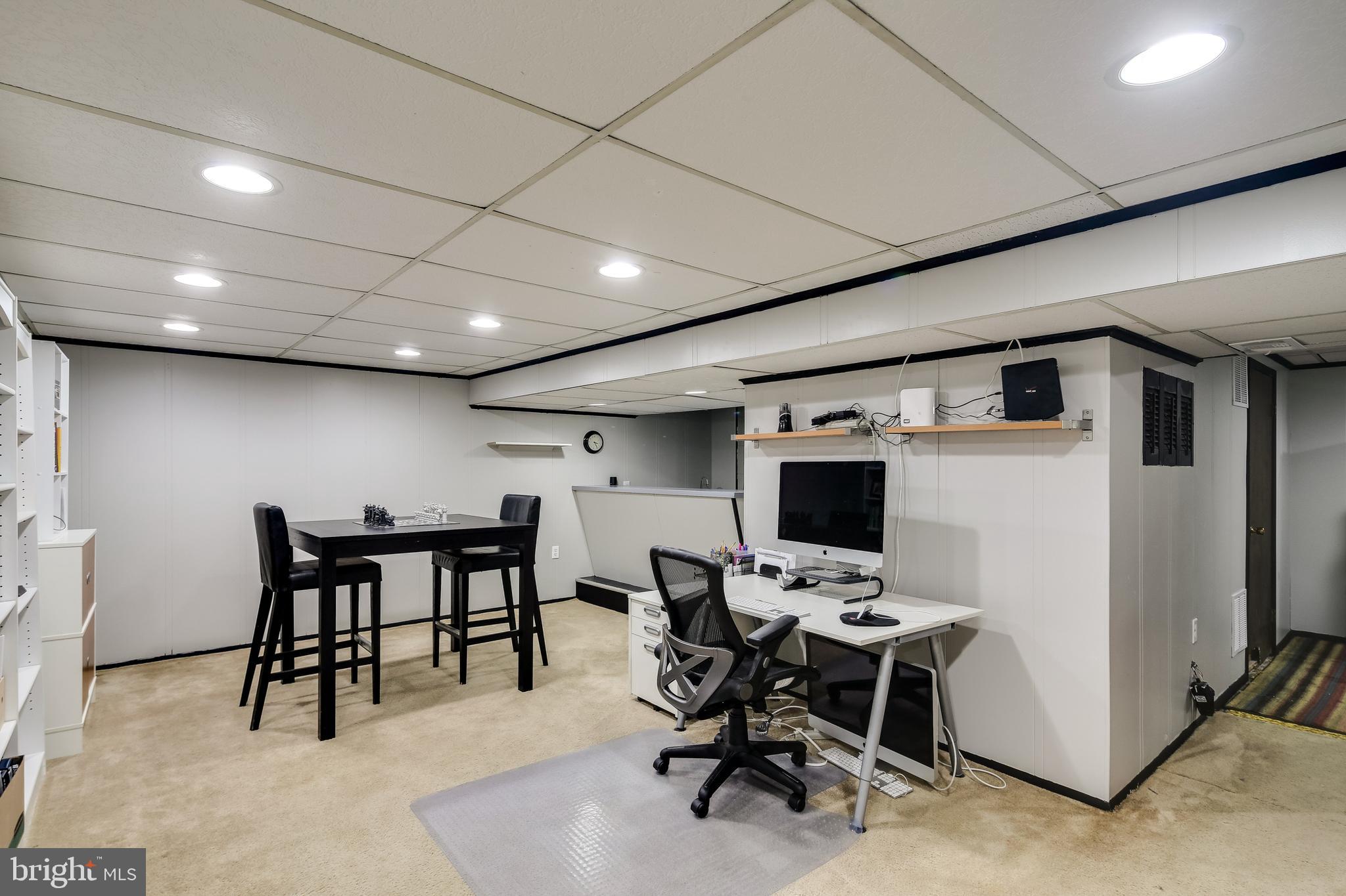 9401 Mellenbrook Road Columbia, MD 21045 - Photo 16 of 29 Perfect place to play games or work