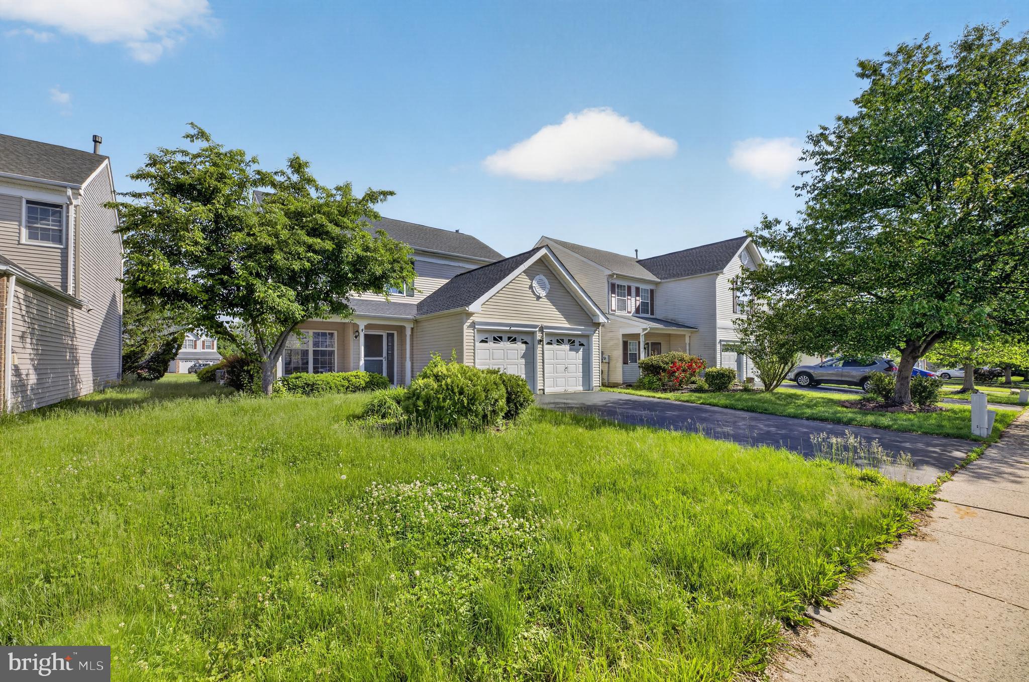 25 Sandstone Road East Windsor, NJ 08520 - Photo 3 of 30