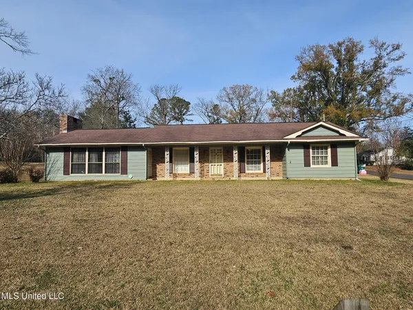 $159,000 | 500 Boulevard Street, Lexington, MS 39095