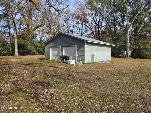 $159,000 | 500 Boulevard Street, Lexington, MS 39095