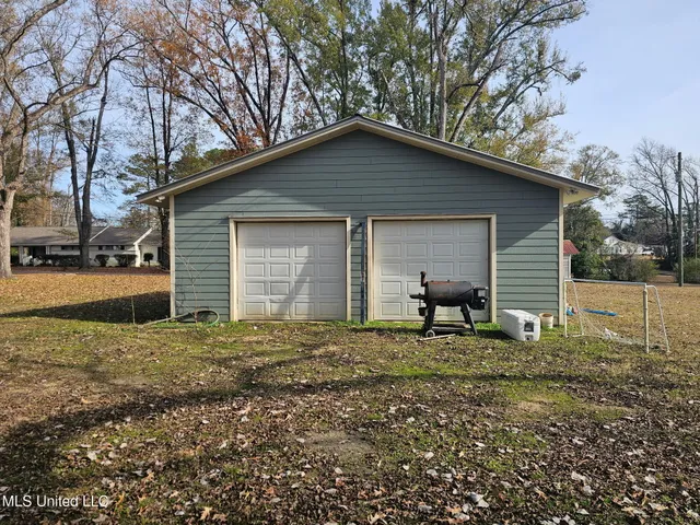 $159,000 | 500 Boulevard Street, Lexington, MS 39095