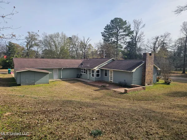 $159,000 | 500 Boulevard Street, Lexington, MS 39095