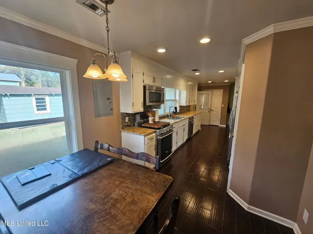 $159,000 | 500 Boulevard Street, Lexington, MS 39095