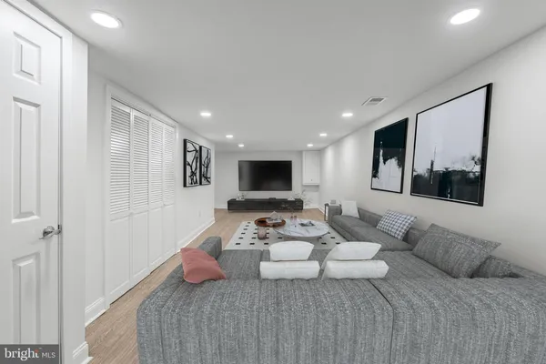 $259,900 | 3916 Woodhaven Avenue, Baltimore, MD 21216