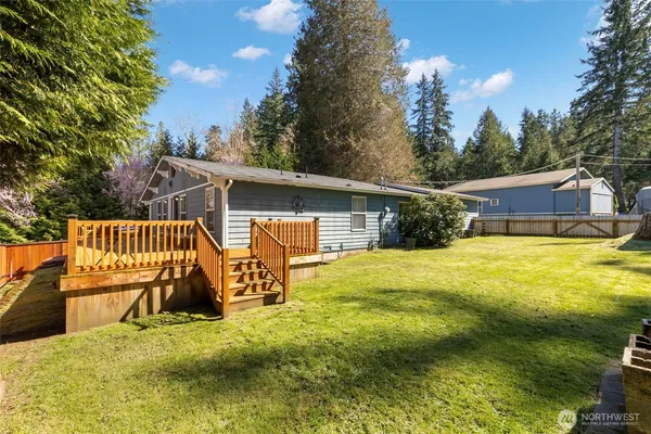$500,000 | 1961 East Mason Lake Drive East, Grapeview, WA 98546