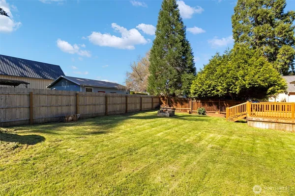 $500,000 | 1961 East Mason Lake Drive East, Grapeview, WA 98546