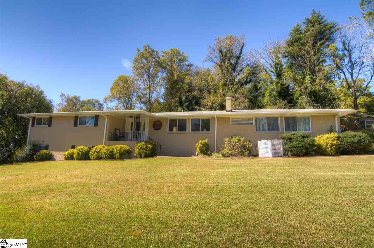 502 Richbourg Road Greenville, SC 29615 - Photo 1 of 26 Gallery Image 1