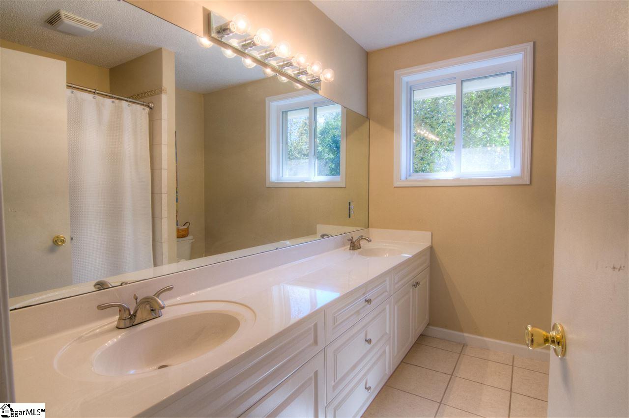 502 Richbourg Road Greenville, SC 29615 - Photo 19 of 26 Gallery Image 19