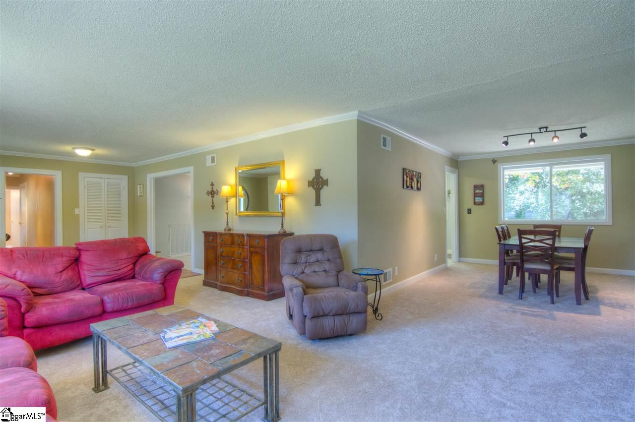 502 Richbourg Road Greenville, SC 29615 - Photo 6 of 26 Gallery Image 6