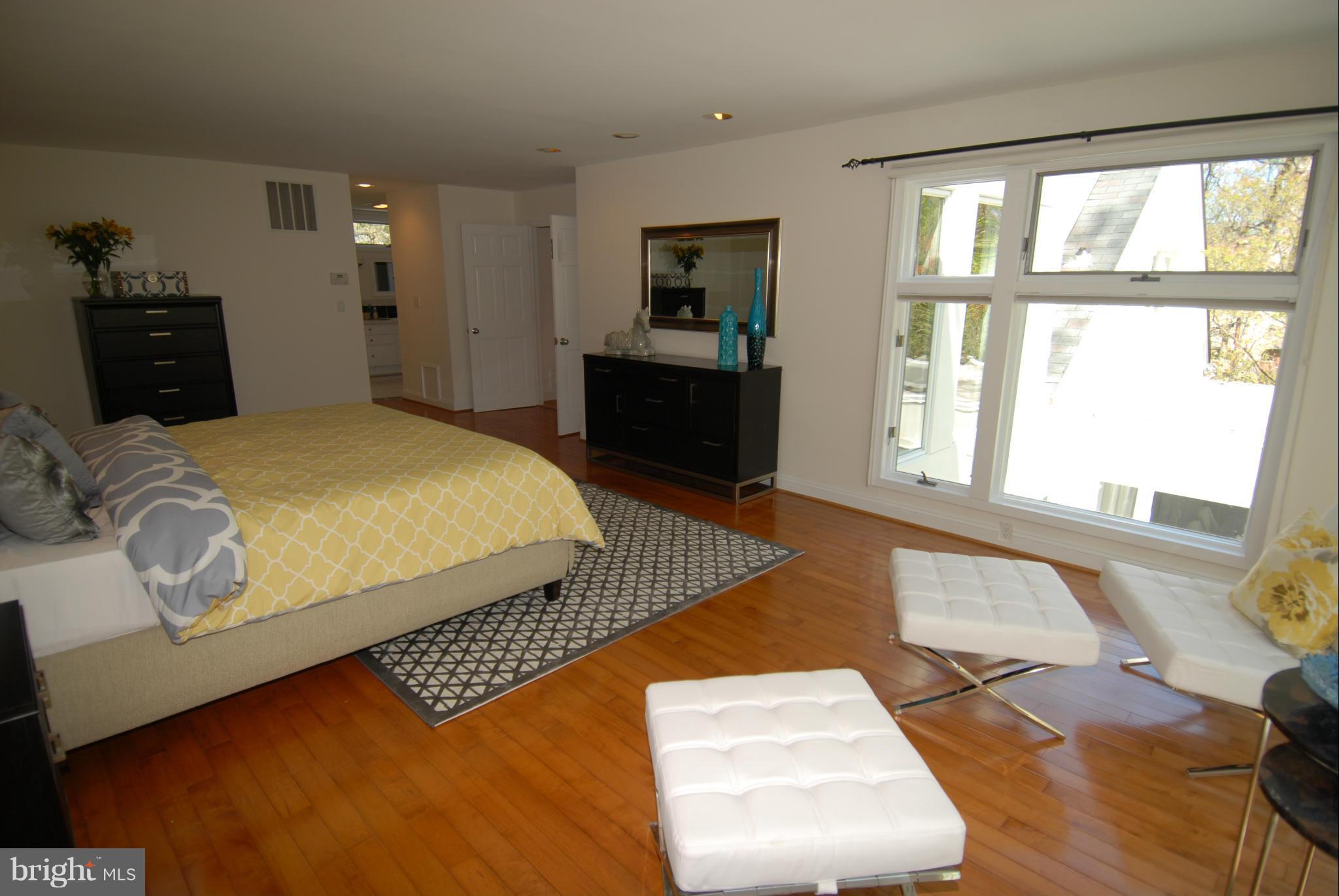 6400 Dahlonega Road Bethesda, MD 20816 - Photo 20 of 27 Bedroom (Master)