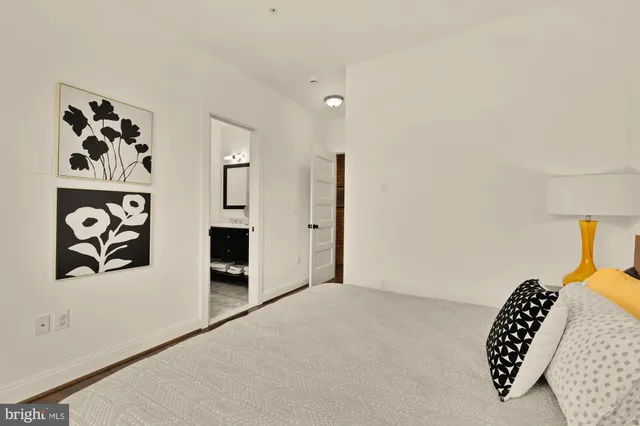 $699,999 | 1249 Kenyon Street Northwest, Unit 4, Washington, DC 20010