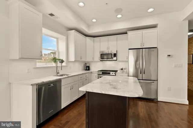 $699,999 | 1249 Kenyon Street Northwest, Unit 4, Washington, DC 20010