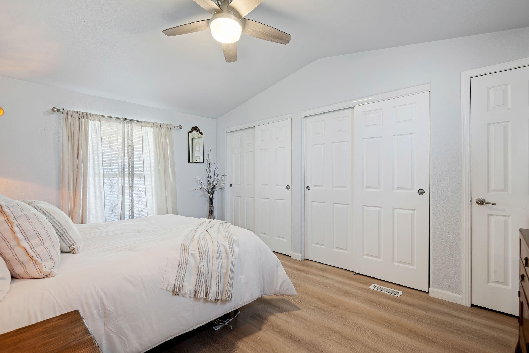 520 Pine Avenue, Unit 75 Goleta, CA 93117 - Photo 11 of 13 10-Bedroom