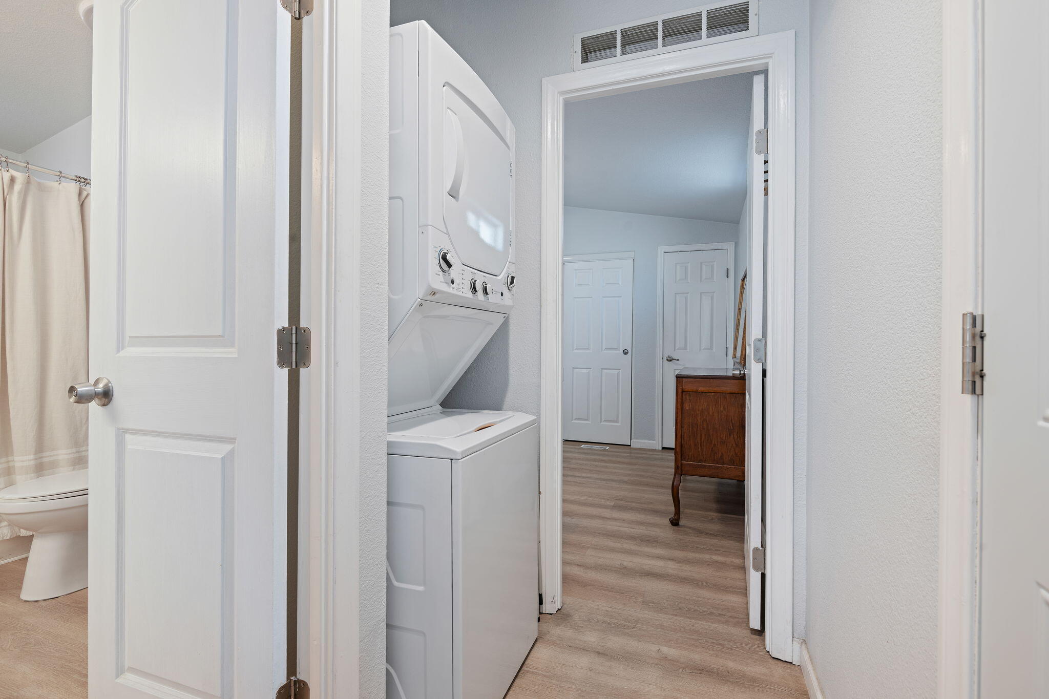 520 Pine Avenue, Unit 75 Goleta, CA 93117 - Photo 13 of 13 12-Laundry