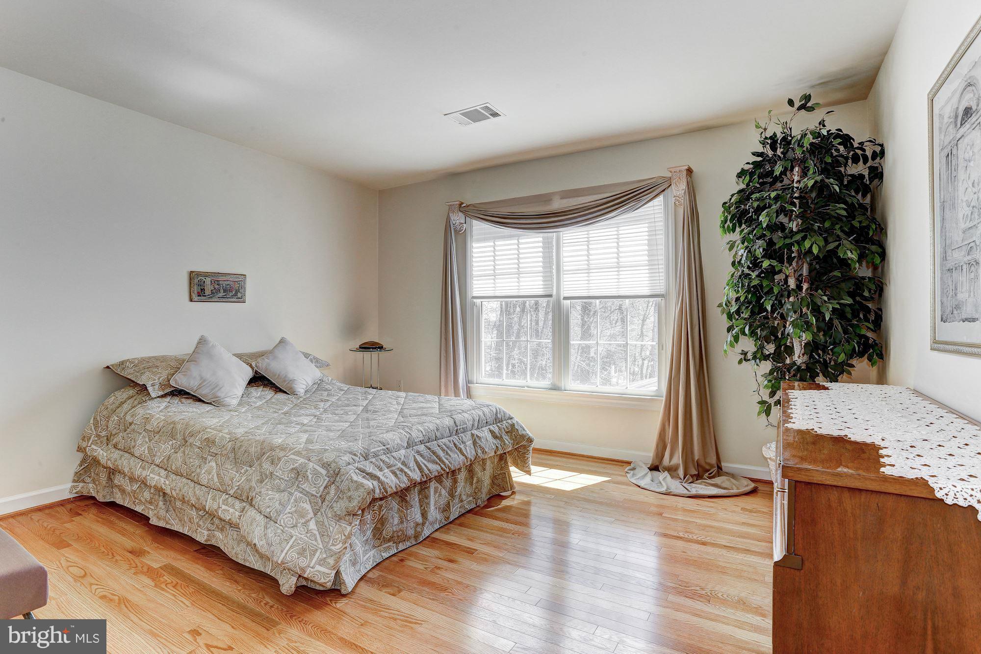 2620 Gold Mine Road Brookeville, MD 20833 - Photo 27 of 30 Bedroom