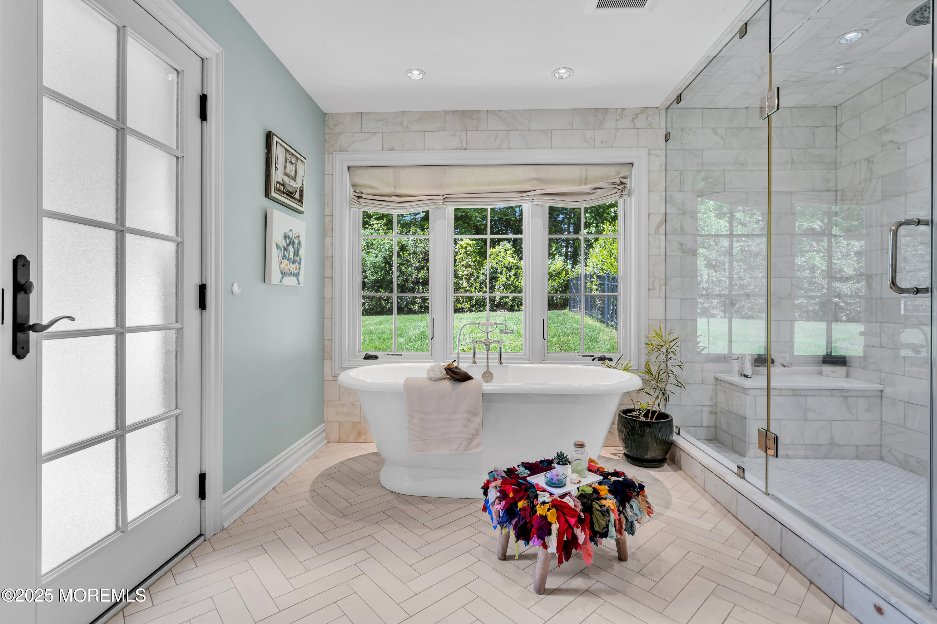 91 Ridge Road Rumson, NJ 07760 - Photo 38 of 80 a very nice looking room with a large window