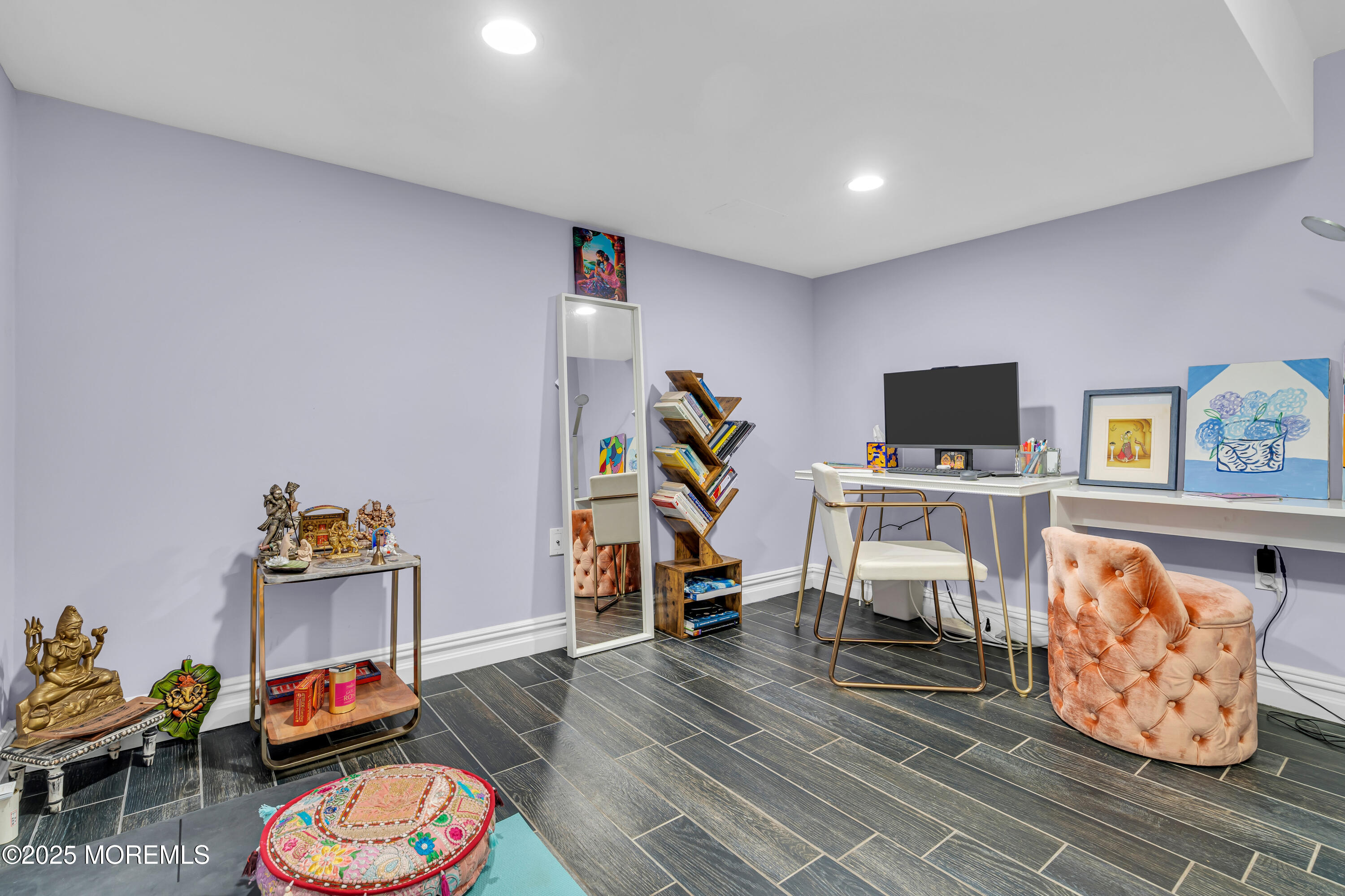 91 Ridge Road Rumson, NJ 07760 - Photo 60 of 80 a room with furniture a rug and a wall painting