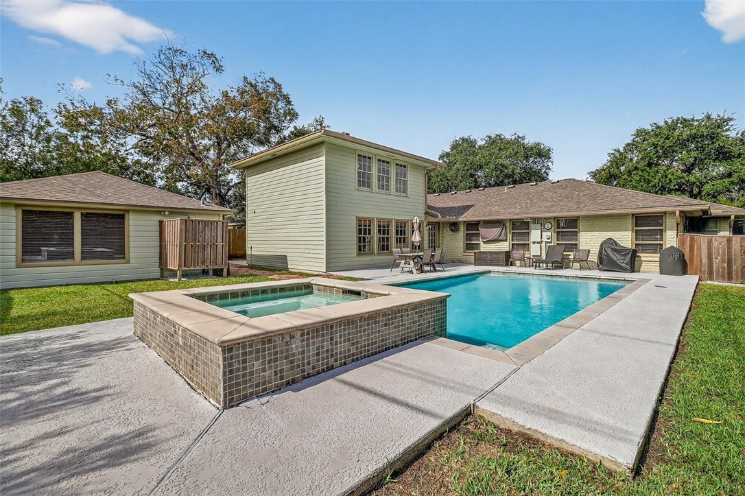 433 Pasadena Place Corpus Christi, TX 78411 - Photo 37 of 40