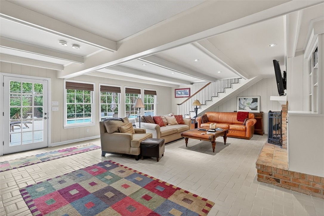 433 Pasadena Place Corpus Christi, TX 78411 - Photo 6 of 40