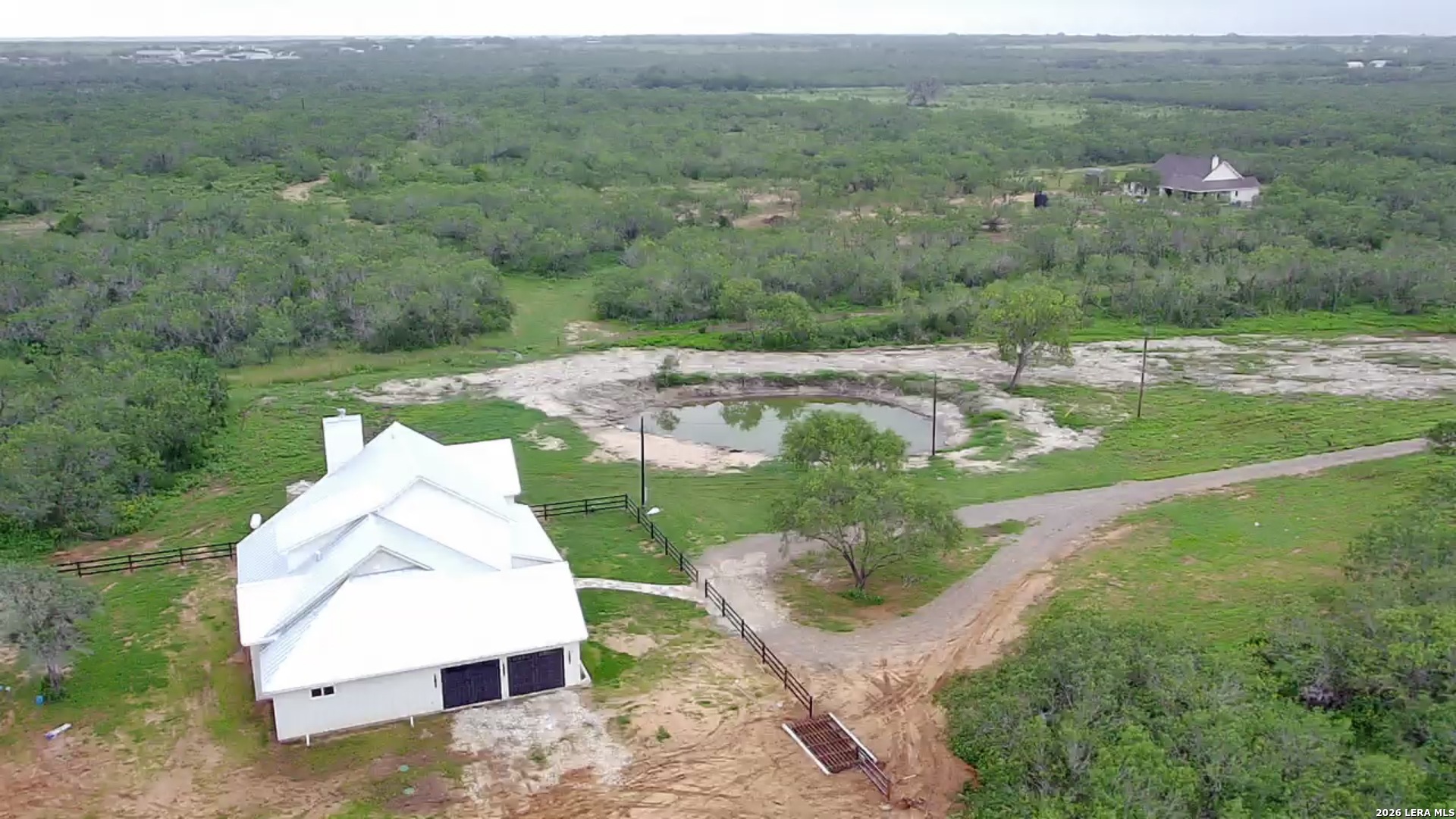 1230 Old Pearsall Road Jourdanton, TX 78026 - Photo 15 of 20
