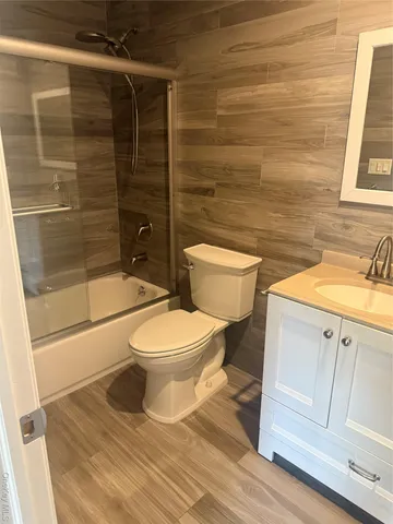 $4,200 | 75 Lenox Avenue, Unit A, Westbury, NY 11590