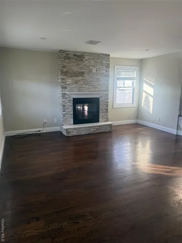 $4,200 | 75 Lenox Avenue, Unit A, Westbury, NY 11590