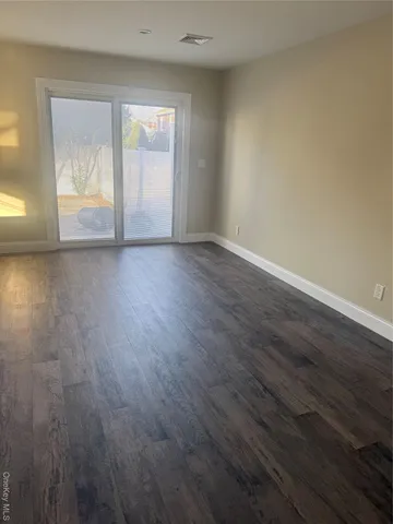 $4,200 | 75 Lenox Avenue, Unit A, Westbury, NY 11590