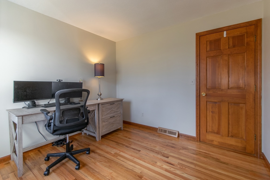 47 Apple Ridge Road West Springfield, MA 01089 - Photo 28 of 29 Gallery Image 28