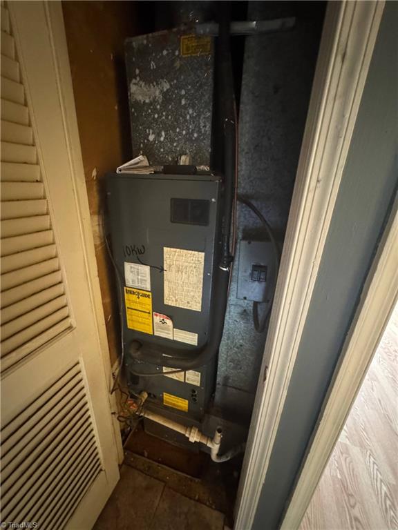 1303 West Meadowview Road, Unit G Greensboro, NC 27403 - Photo 11 of 20