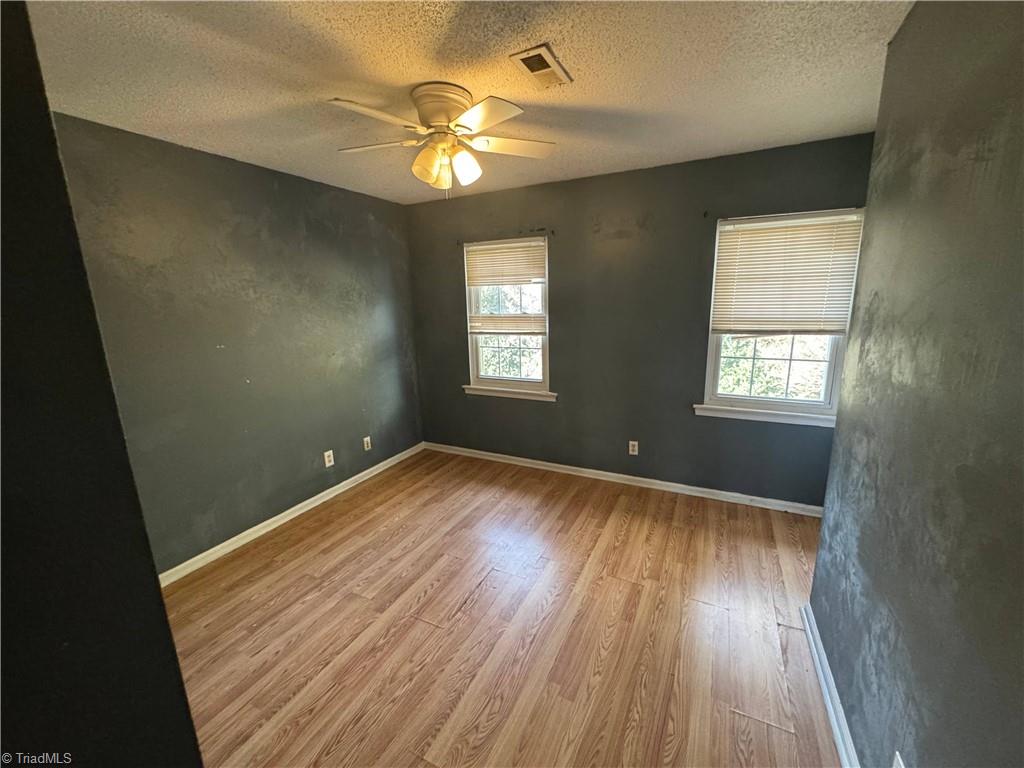 1303 West Meadowview Road, Unit G Greensboro, NC 27403 - Photo 12 of 20