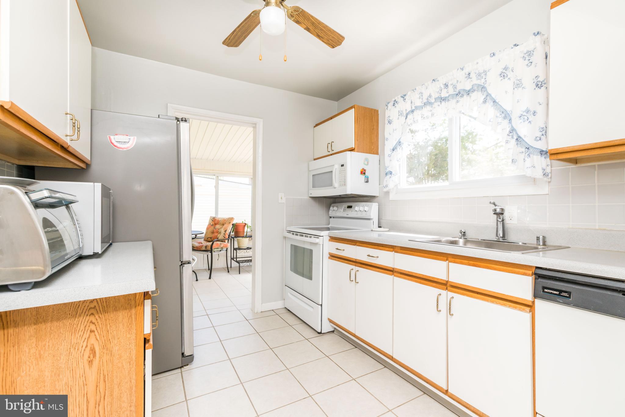 8709 Stockwell Road Baltimore, MD 21234 - Photo 6 of 34 Kitchen