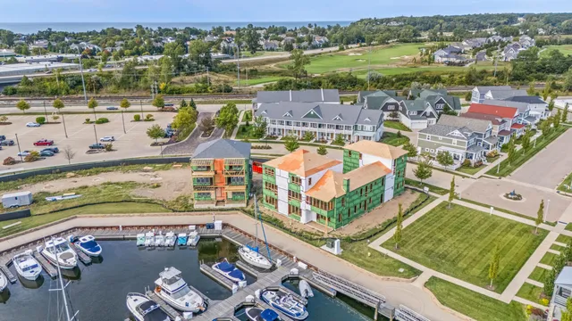 $575,000 | 934 Harbor Drive East, St. Joseph, MI 49085