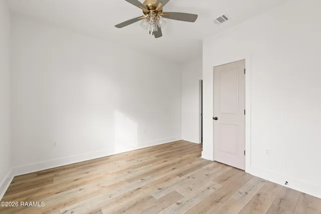 $1,895 | 121 Mayberry Grv Street, Youngsville, LA 70592