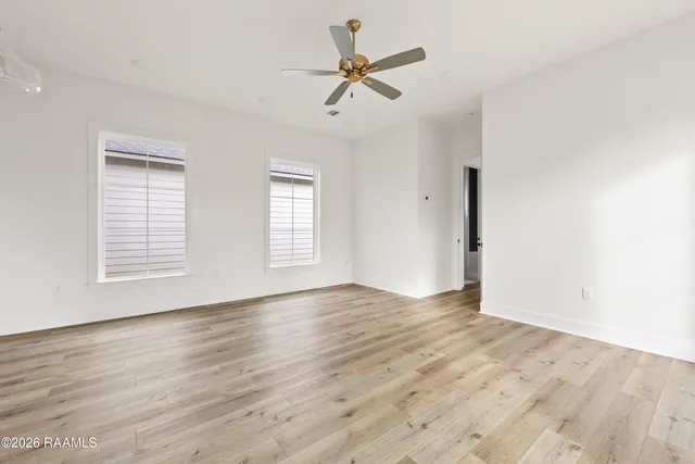 $1,895 | 121 Mayberry Grv Street, Youngsville, LA 70592