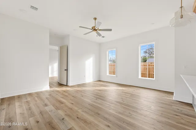 $1,895 | 121 Mayberry Grv Street, Youngsville, LA 70592